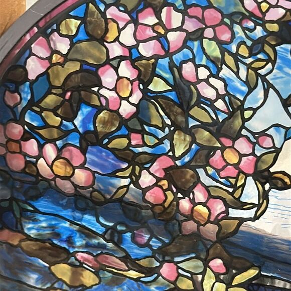 MFA, Boston Glass Water Lillies & Koi Round
Diameter Suncatcher Metal Frame - Picture 8 of 17